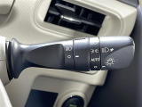 【オートライト(AUTO)】外の明るさをシステムが感知して、自動でヘッドライトが点灯します!ヘッドライトをつけ忘れを防ぐ便利機能です。