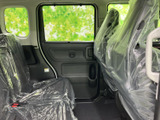 運転席側後部座席