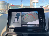アラウンドビューモニター☆クルマを真上から見下ろしているかのような映像で駐車をサポートします☆