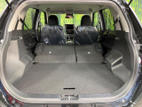 普段のお買い物や通勤、送迎等に十分な荷室スペースを確保しております。セカンドシートを倒すと、大きな荷物の積載も可能です♪