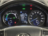 【メーターまわり】ドライバーから見やすい位置にあって安全運転に寄与します。マルチインフォメーションディスプレイでは、クルマに関する情報の確認はもちろん、各種安全機能・装備のON/OFFも設定可能。