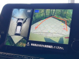 【アラウンドビューモニター】専用のカメラにより、上から見下ろしたような視点で360度クルマの周囲を確認することができます☆死角部分も確認しやすく、狭い場所での切り返しや駐車もスムーズに行えます。
