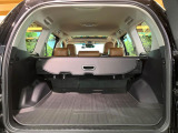 後席を格納すると、これだけの広さが!シーンに合わせたシートアレンジで、大きな荷物も積むことが出来ます♪