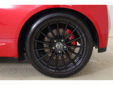 純正18AW!タイヤサイズは225/40R18になります!