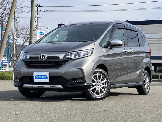 フリード+ 1.5 ハイブリッド クロスター ホンダセンシング 4WD