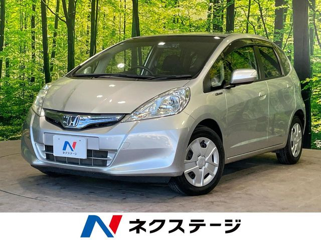 フィットハイブリッド1.3 10th アニバーサリー