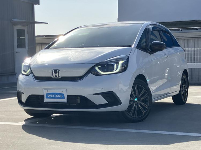 フィット eHEVカーサ