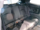 ゆとりある広々とした車内空間は、ドライブを始め買い物やレジャーなど、幅広く活躍します。一人でもみんなとでもお出かけを楽しみましょう!