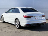 A4 40 TDI クワトロ Sライン 4WD 