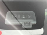【スズキ セーフティサポート】走行中に前方の車両等を認識し、衝突しそうな時は警報とブレーキで衝突回避と被害軽減をアシスト。より安全にドライブをお楽しみいただけます。