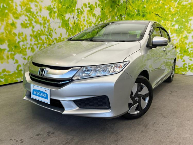 グレイス1.5 ハイブリッド LX