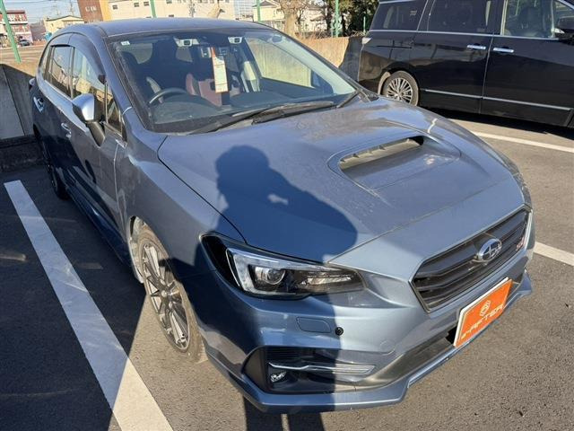 レヴォーグ 1.6 STI スポーツ アイサイト 4WD 禁煙車 ワンオーナー 社外8インチナビ
