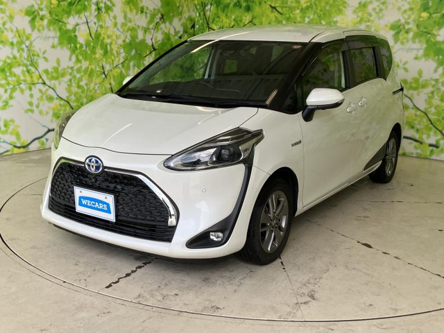 シエンタハイブリッド 1.5 G クエロ