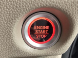 ワンプッシュでエンジンのスタート、ストップが出来て便利です。