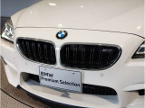 【キドニーグリル】BMWは約90年もの間、ほぼ全ての車両にひと目でBMWだと分かるこの特徴的なフロントグリルが備えられ、デザイン・アイコンとして親しまれてきました。
