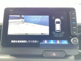 バックカメラも装備しております。車庫入れの苦手なお客様も安心!重宝してくれます!