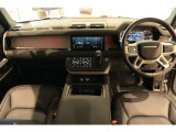 ディフェンダー  110 Xダイナミック SE 3.0L D300 ディーゼルターボ 4WD