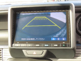 【バックカメラ装備済み】駐車の際の心強い味方!ガイドを見て確認しながら駐車できるので安全です。
