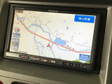 ナビ搭載車です!ナビがあれば初めての道でも安心して運転でき、よりドライブも楽しめますね♪