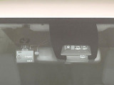 【トヨタセーフティセンス】走行中に前方の車両等を認識し、衝突しそうな時は警報とブレーキで衝突回避と被害軽減をアシスト。より安全にドライブをお楽しみいただけます。