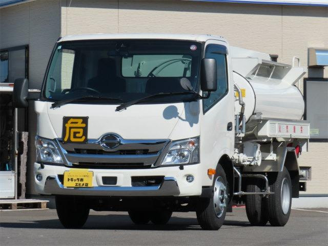 デュトロ タンクローリー車