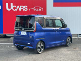 【障害物センサー】細い道を通ったときや駐車するとき等、障害物に当たりそうになると警告音が鳴ったり、自動でブレーキをかけてくれます。安心ですね!