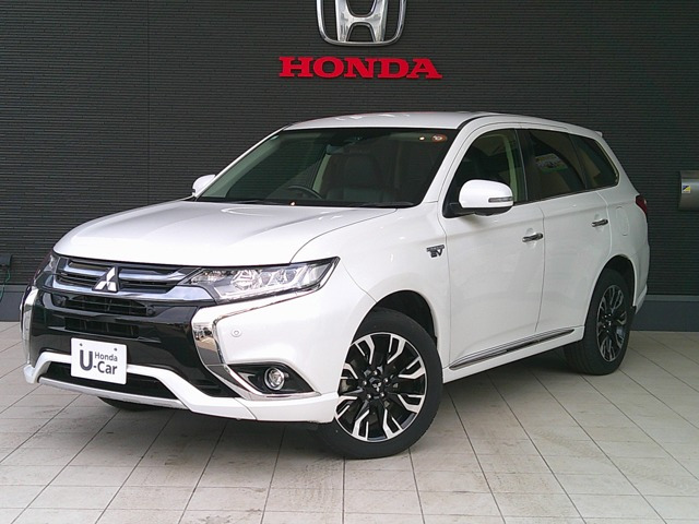 アウトランダーPHEV 2.0 G ナビパッケージ 4WD 