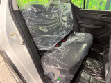 高品質なオリジナルフロアマットもオプションにてご用意しております。お好きなデザインやカラーをお車に合わせて選んでいただくことができます♪