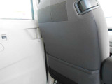 助手席シート後ろにはシートバックポケット装備。