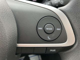ステアリングスイッチ付きなので走行中に手元を見ることなくオーディオ等の操作ができます!