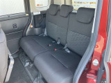 後部座席も手を抜かず綺麗に仕上げてあります♪