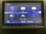ワイド画面のナビゲーションはフルセグTV対応のGathers純正メモリーナビを搭載しています。Bluetoothオーディオ機能がありますので、スマートフォンなどの音楽も再生できます。