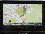 全方位モニター付9インチナビ。ナビ機能はもちろんスズキコネクトとの連携でドライブの安心感を高めます。スマートフォンとの連携も可能・Apple CarPlay・Android Auto