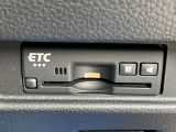 高速道路の料金所も、スムーズに通過できる、ETC車載器を装備しています。
