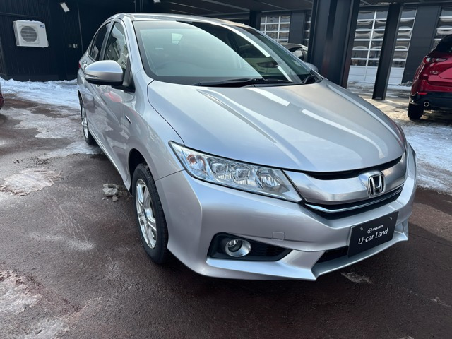 グレイス1.5 ハイブリッド LX 4WD