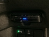 いまや快適なカーライフに欠かせないETCが付いています。