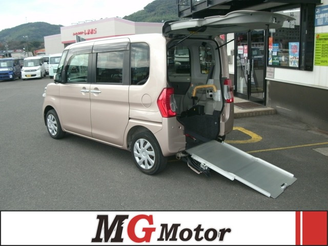 ダイハツ タント 