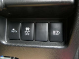 赤外線レーザーレーダーで前方の車両を検知。衝突の危険性があるとメーター内の警告灯とブザーでドライバーに注意喚起するとともに、緊急ブレーキを作動させて衝突を回避、または衝突時の被害を軽減します。