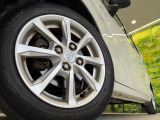 【純正14インチアルミホイール】外観にマッチした純正アルミホイールを装着しております。各種社外アルミホイールや、スタッドレスタイヤも取扱いしております。是非ご相談ください♪
