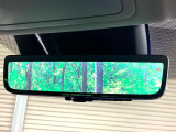 【デジタルインナーミラー】カメラが撮影した車両後方の映像をルームミラー内に表示。クリアな視界で状況の確認が可能です!※ドラレコ機能ご利用には別途SDカードをご用意いただく場合があります。