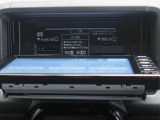 CD挿入可能です。Bluetooth接続できます。