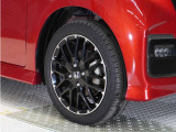 認定中古車では、厳しいHonda認定基準をクリアした厳選されたHonda認定中古車のみ、取り扱っております。「ご購入前の安心」「納車後の信頼」を車両と一緒に提供しております。