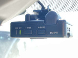 ドライブレコーダー装備です!もしもの時やあおり運転など、映像記録は証拠になるのであると安心ですね!