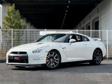 R35GT-R専門店として、車両の状態からGT-Rとしての特性まで、お車選びに対してアドバイスさせて頂いております。ご希望の内容のお車をお探しする事も可能です。まずはお気軽にご相談下さい。