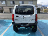 お買い得ジムニー入庫しました リフトアップ 4WD オートマ 社外マフラー 社外ナビ ワンセグテレビ お気軽にお問い合わせください