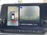 アラウンドビューモニター付きで車庫入れも楽々!