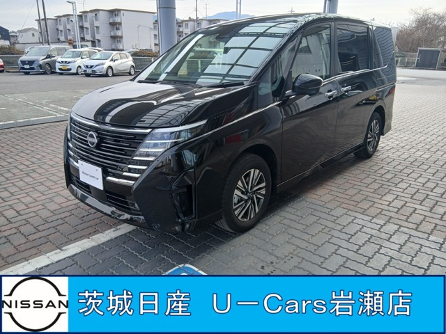 セレナ 1.4 e-4ORCE ハイウェイスターV 4WD 