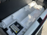 ラゲッジ下にはパンク修理キット搭載されております