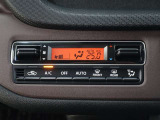 オートエアコンを装備しております!自動で調整してくれますので、車内も快適です☆