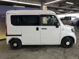 エンジンルーム、室内、クリーニング済みです。厳選したお車を屋内展示場にて展示中☆車両品質には自信がございます!ぜひ一度ご来店ください!!